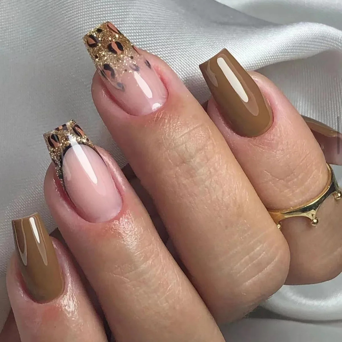 24Pcs Leopard French Press on Nails Long Pontied Almond False Nails Manicure