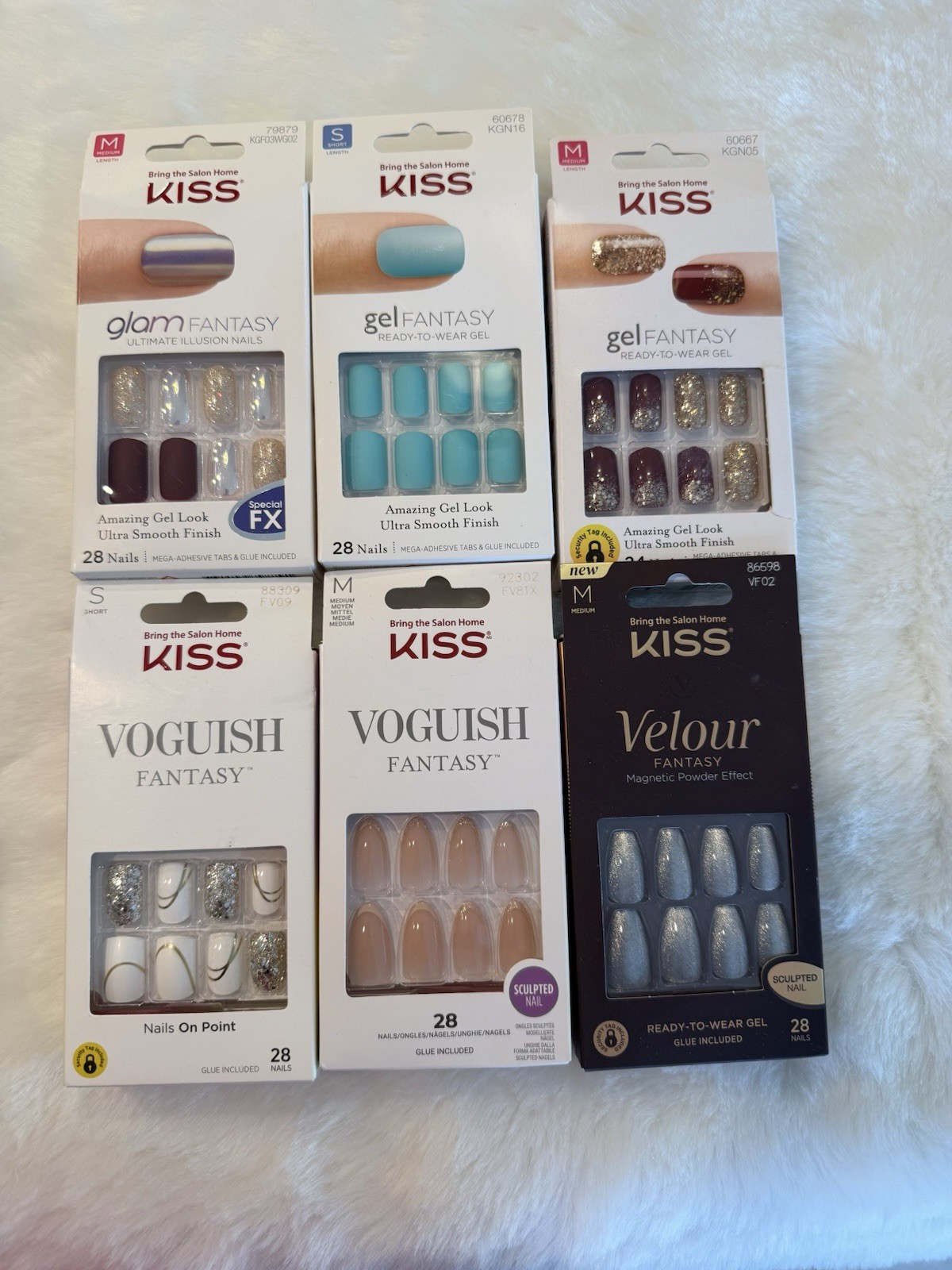 ( lot of 300 )sets of KISS NAILS, Assorted Press-On Nail