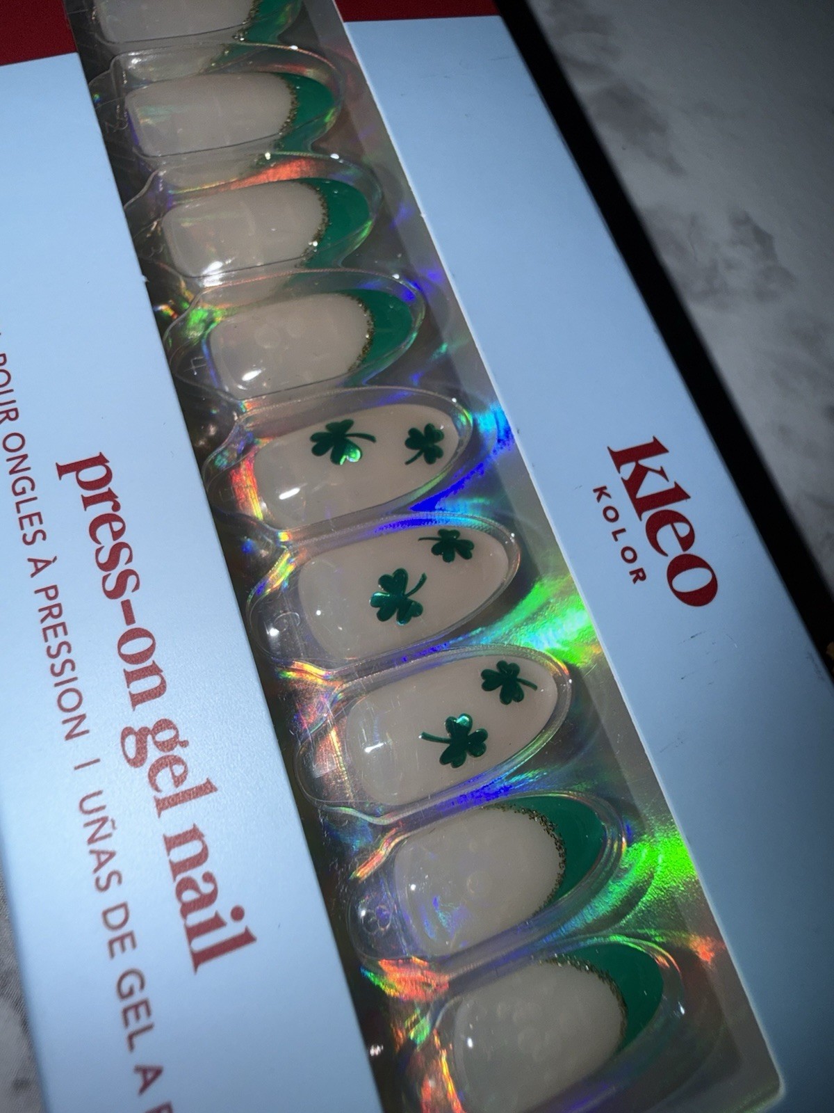 New Kleo Kolor Press-On Gel Nails – Almond Irish Kiss