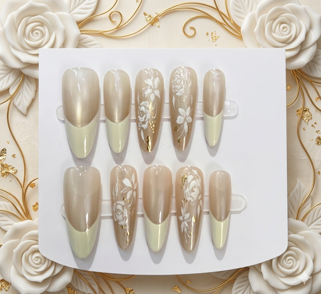 Soft Nude & Cream Floral Design with Gold Leaf 3D