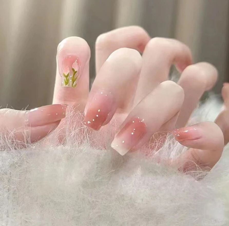 24 Pcs Long,Medium and Short Detachable False Nails (Different Styles Available)