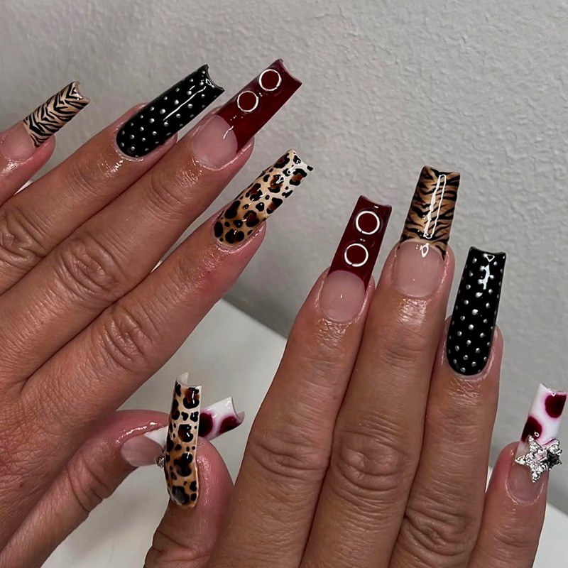 48Pcs-Bold Red Black Animal Press on Nails Glossy Long Square Nail Art Set
