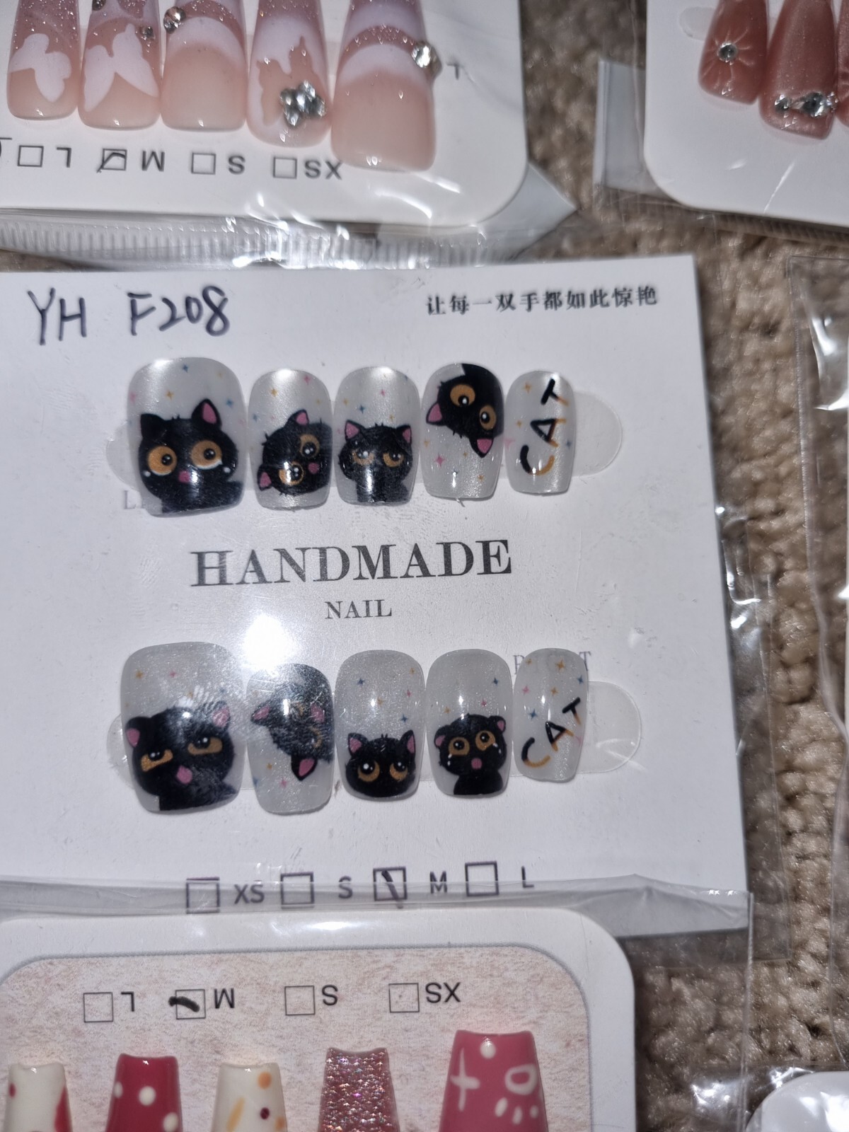 Bundle Of 22 Medium Size Press-on Nail Art Kit Hello Kitty Lotso Kuromi