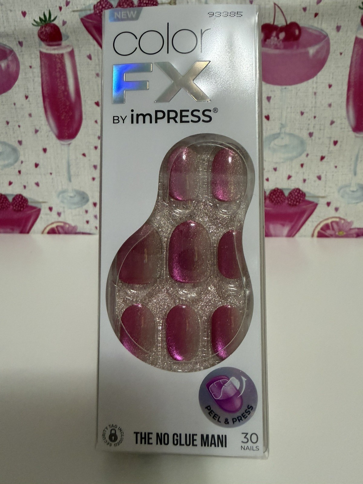 ColorFX ‘Walk Out’ – Easy No Glue Application 30 piece Pink Press on Nails set!