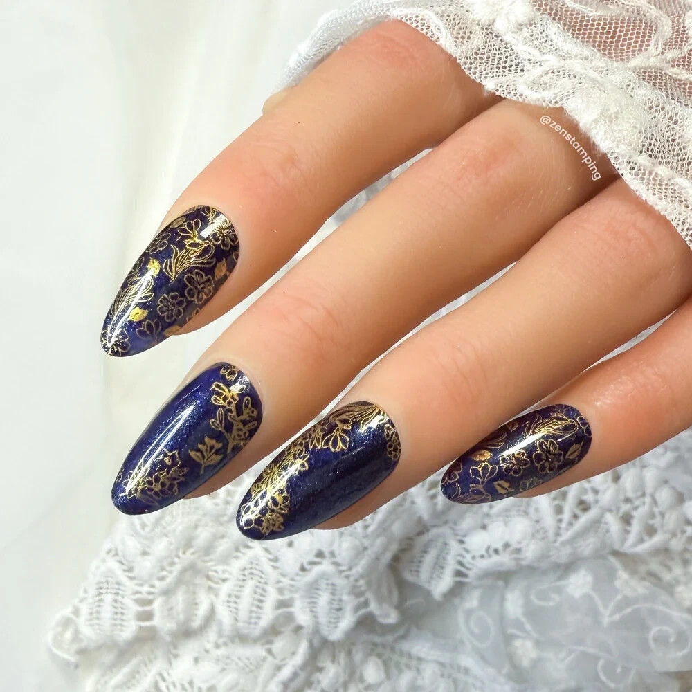 ❄️🎿⛄🏂MANIOLOGY M511 WINTER BOTANICAL NAIL STAMPING PLATE! Make An Offer! 💫