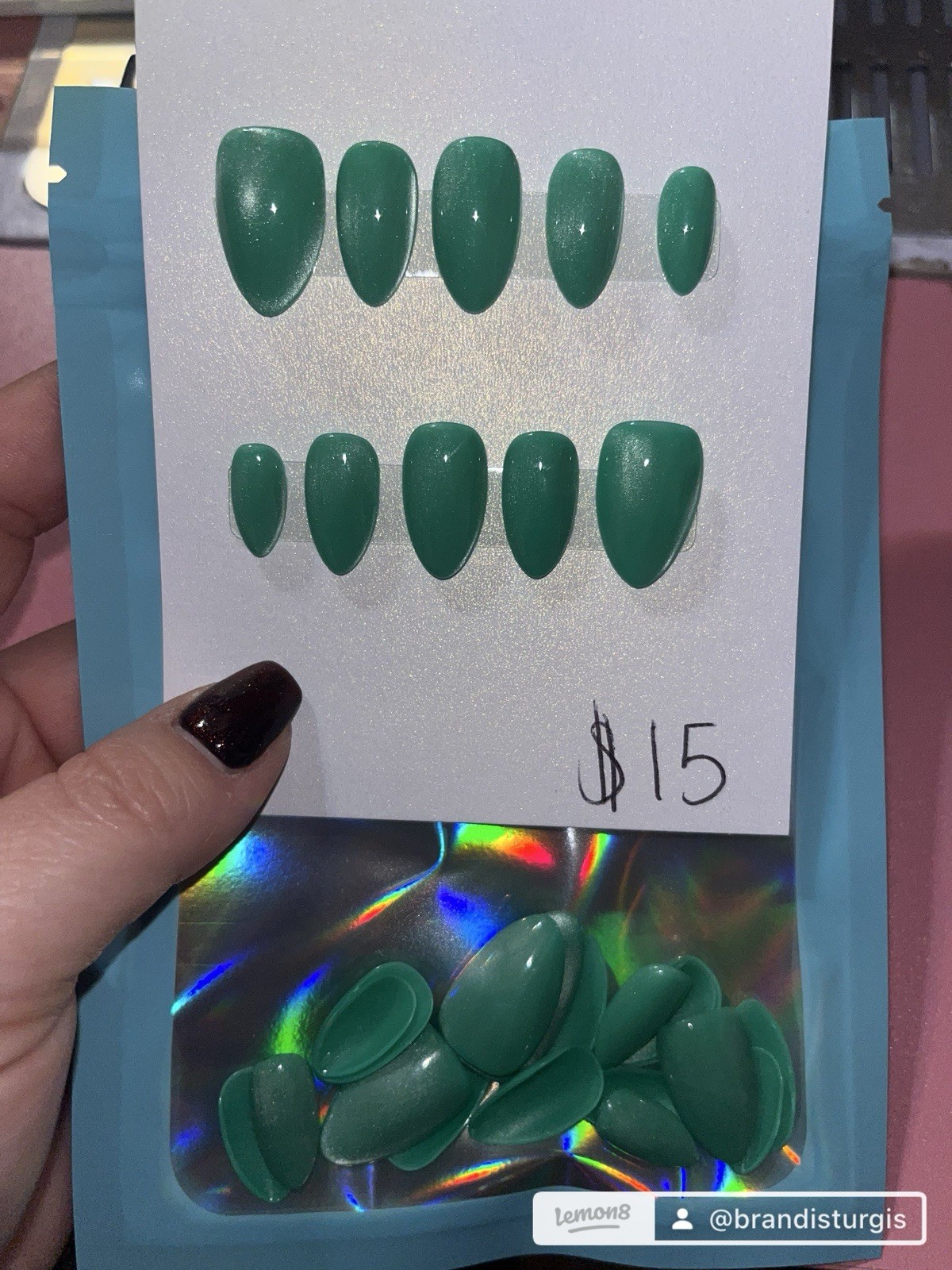 Green Cateye Almond Medium Full Cover Press-On Nails Set for Nail Art