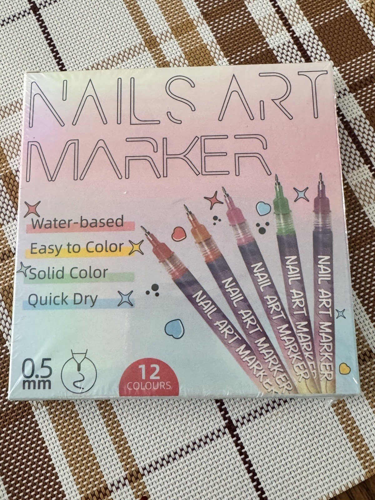 12 Colors Nail Art Marker Pens Water-Based Quick Dry Easy to Color 0.5mm
