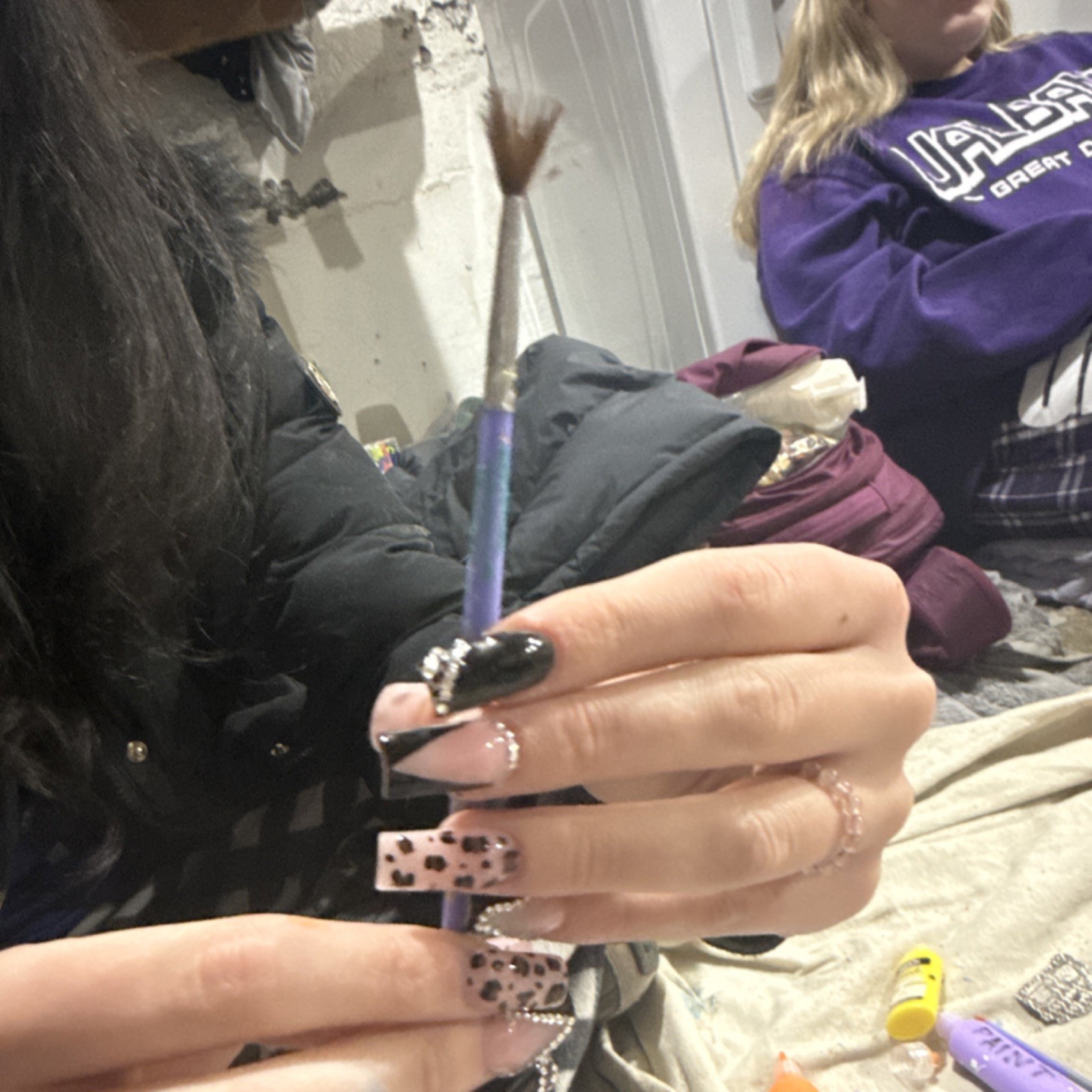 Purple Nail Brush for Nail Art, Easy Cleaning, Plastic Synthetic Material