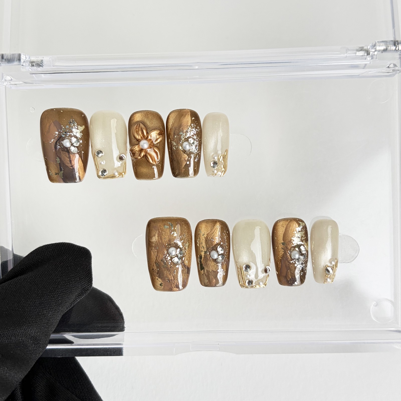 Vintage Gold Amber Press-On Nails with Pearl & Metal Flowers – Square Shape