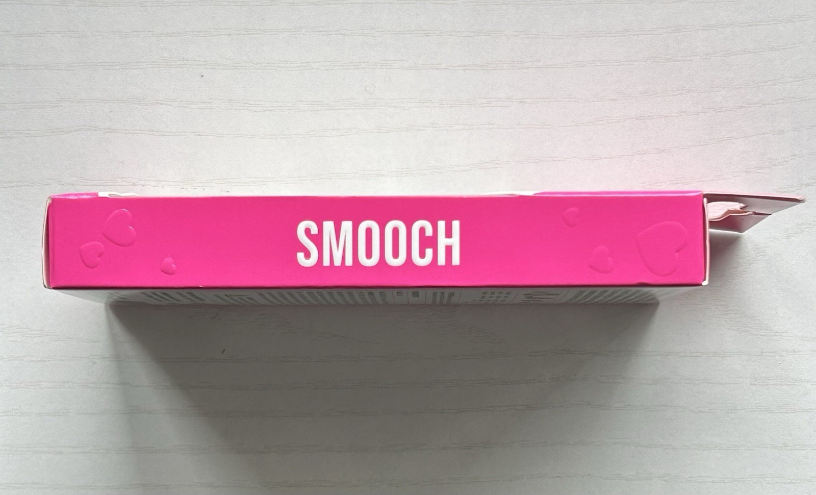 Salon Perfect Viral Nail Edit “Smooch” Limited Edition Press-On Nails BNIB