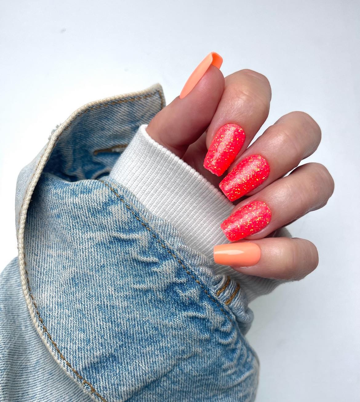 Red Aspen Press On Nails Kailani’s Living Coral-Medium-Coffin-Glitter