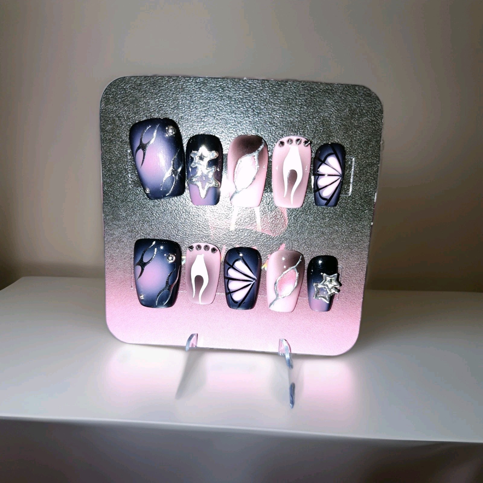 Medium Square Pink Black Silver Matte 3D Stars Abstract Press-On Nails