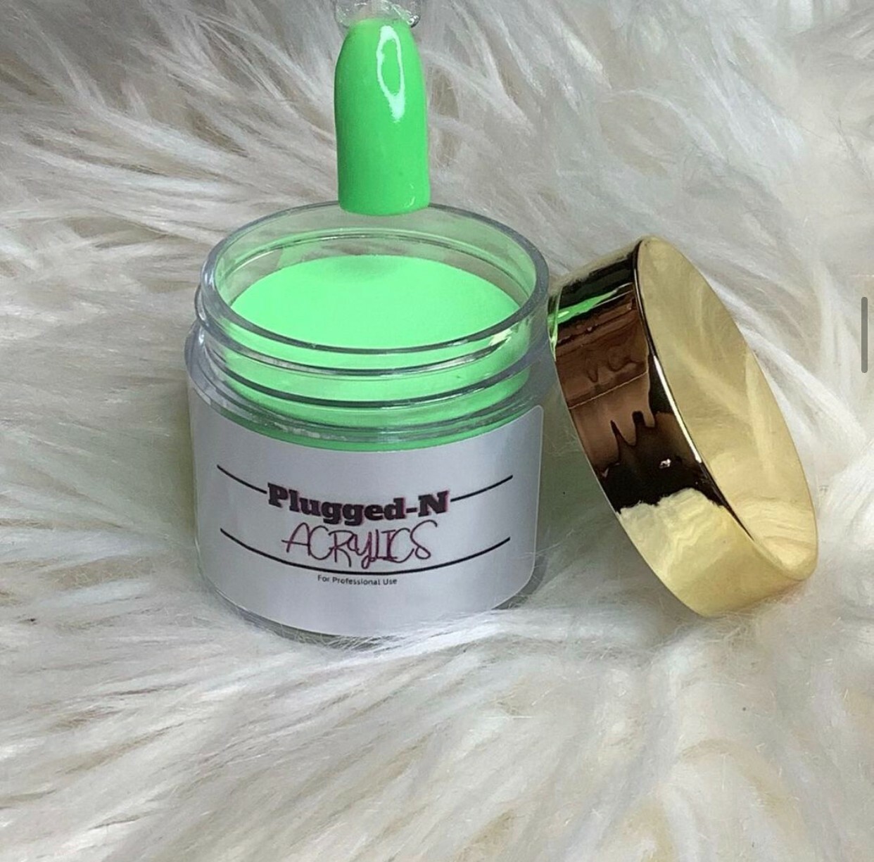 Quality colored Acrylic Powder. Easy to use, and great for beginners.