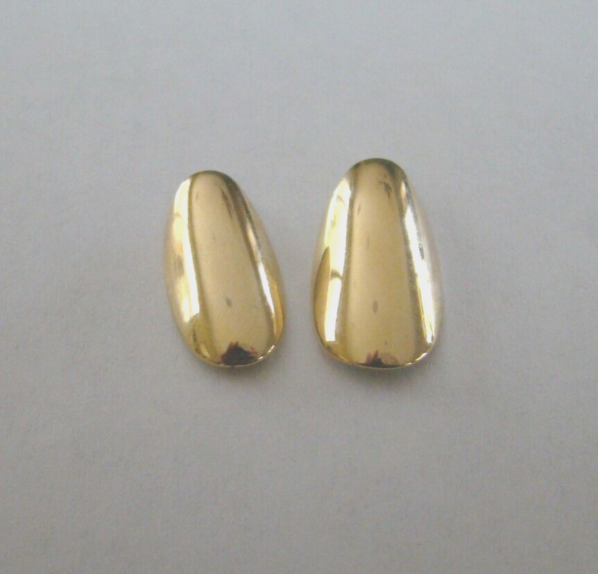 2$18 SHARP LOOKING REUSABLE LIFETIME 14KT GOLD PLATED MED/LGE FINGERNAILS