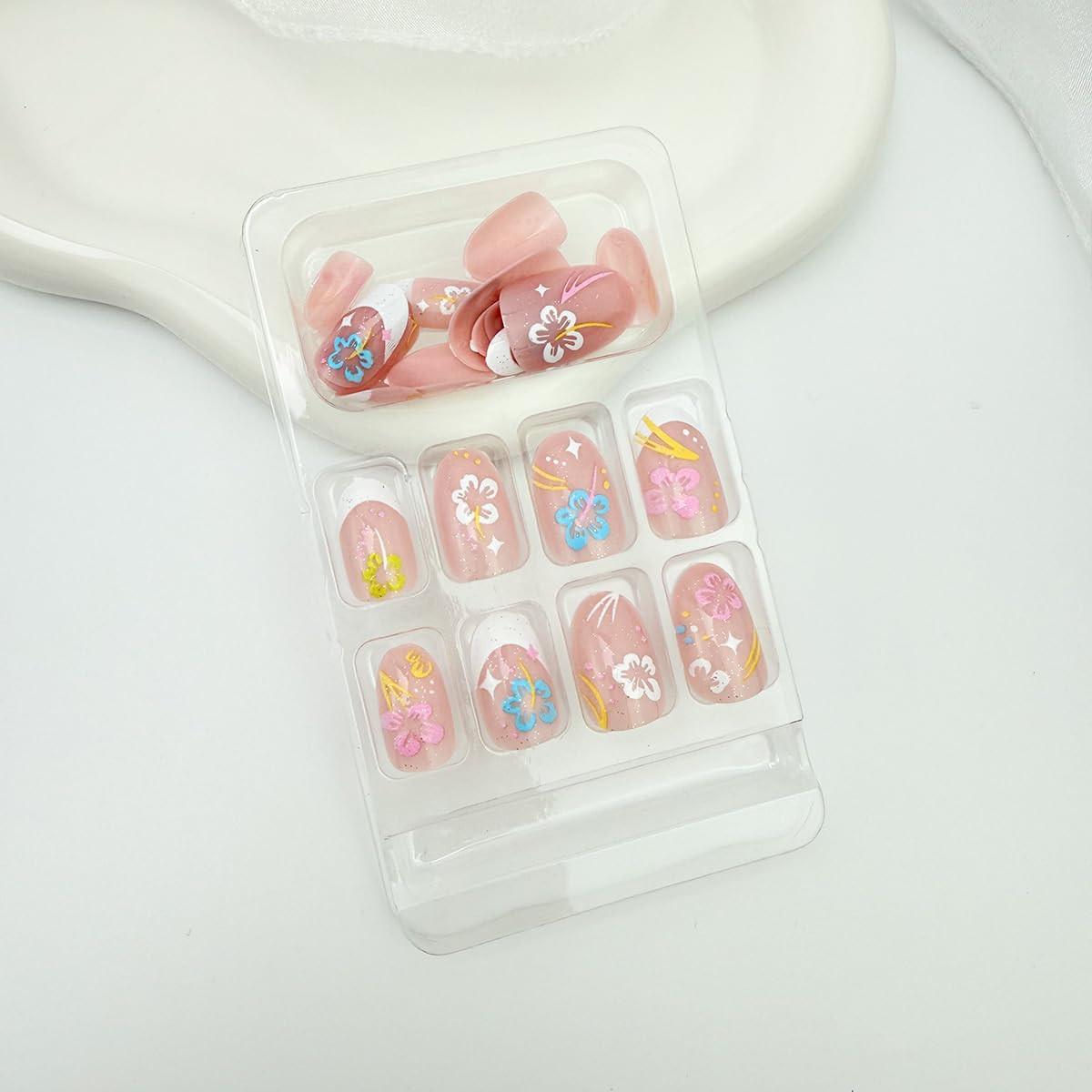 24Pcs Summer Flower Fake Nails White French Press on Nails Short Almond Glossy A