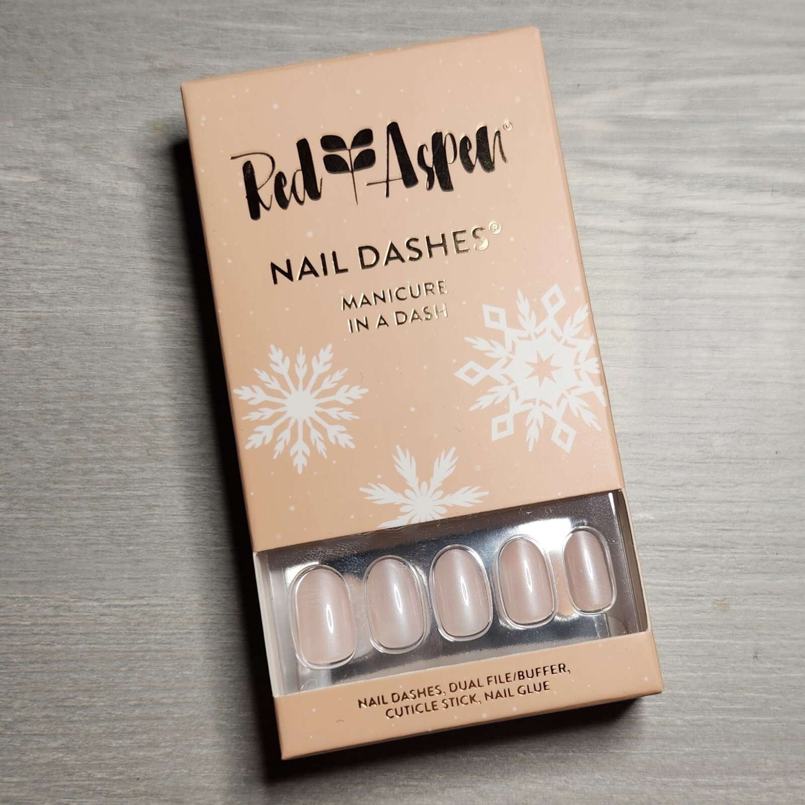 Press On Nails Snowelle Champagne Shimmer Spring Easter Winter Holiday Red Aspen
