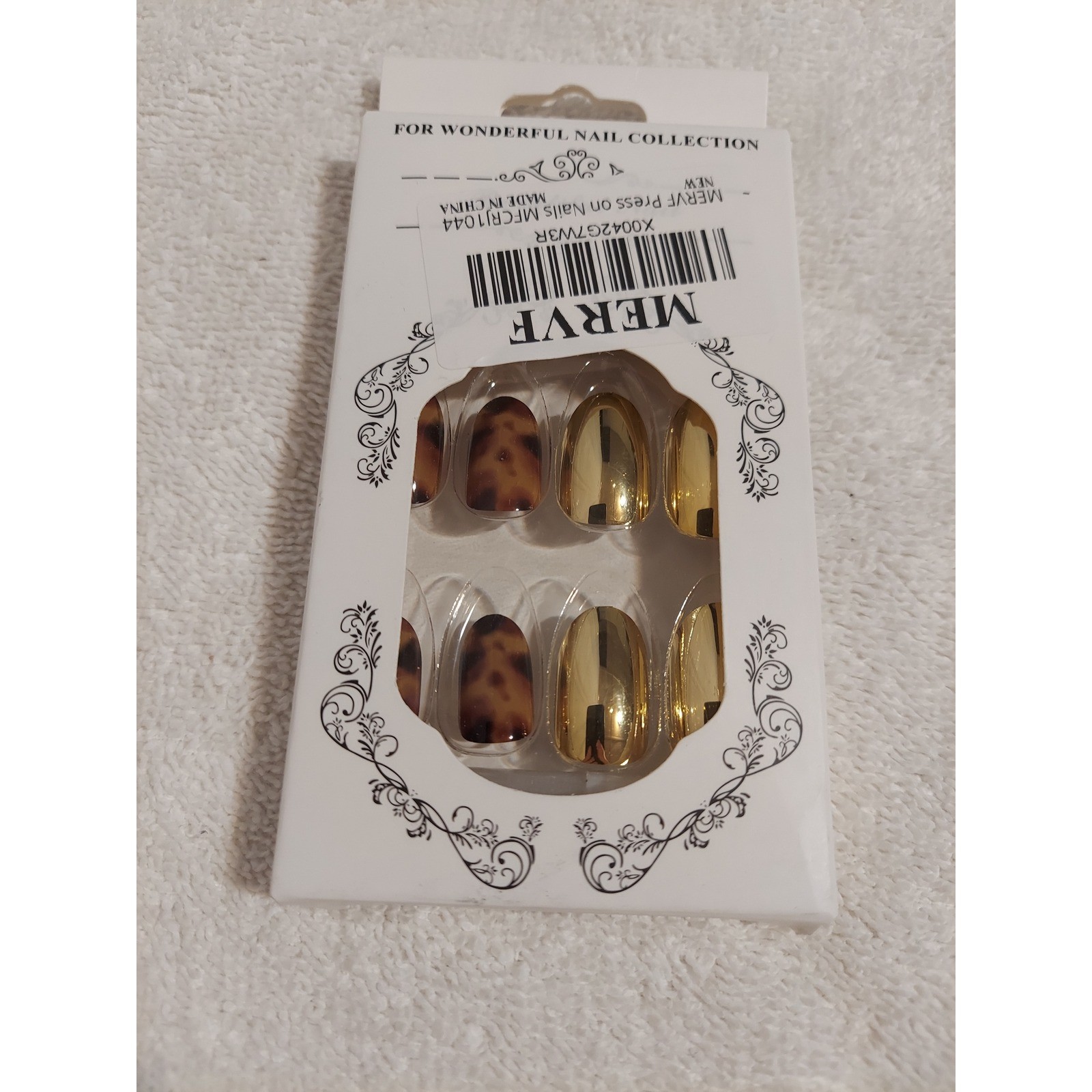MERVE Press On Nails Gold Brown Tortoise Oval Pointed 24 pc