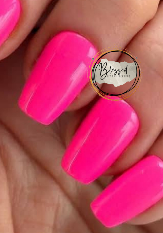 Red Aspen Press On Nails- Miley’s Lessons in Happiness-PINK-Medium -Coffin-
