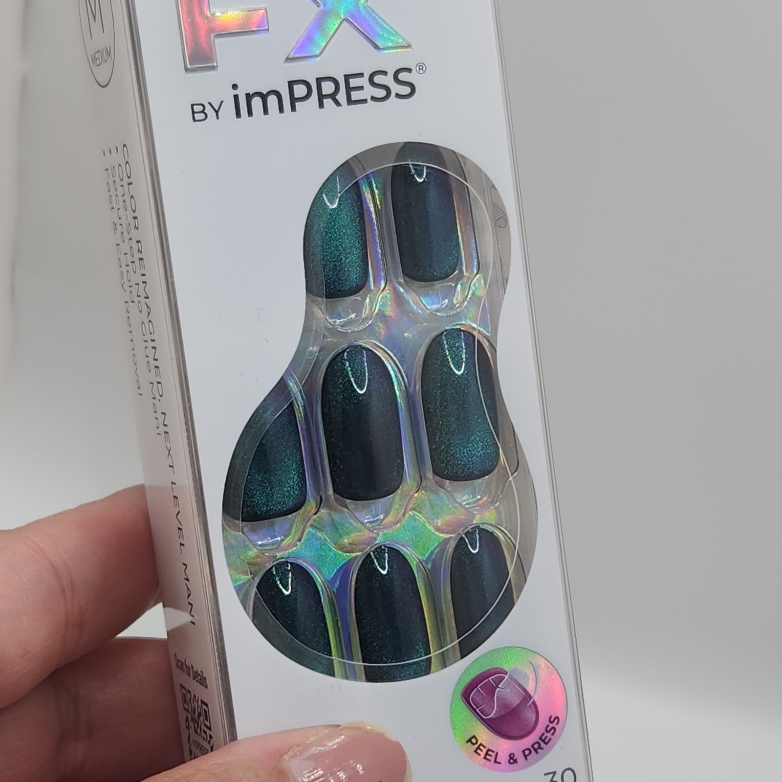 KISS imPRESS Color FX Press On Nails Free Mind Medium Teal Cat Eye Chrome 30 Pcs