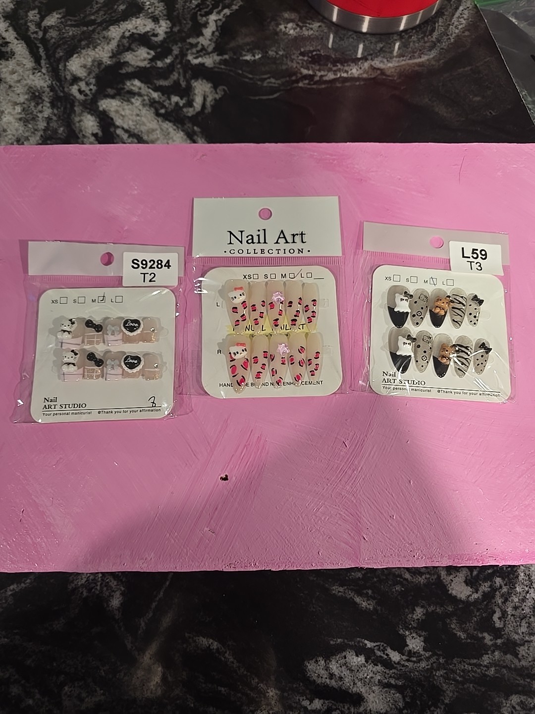 3 Sets Of Hello Kitty Size Medium Press On 3D Nails Set 1