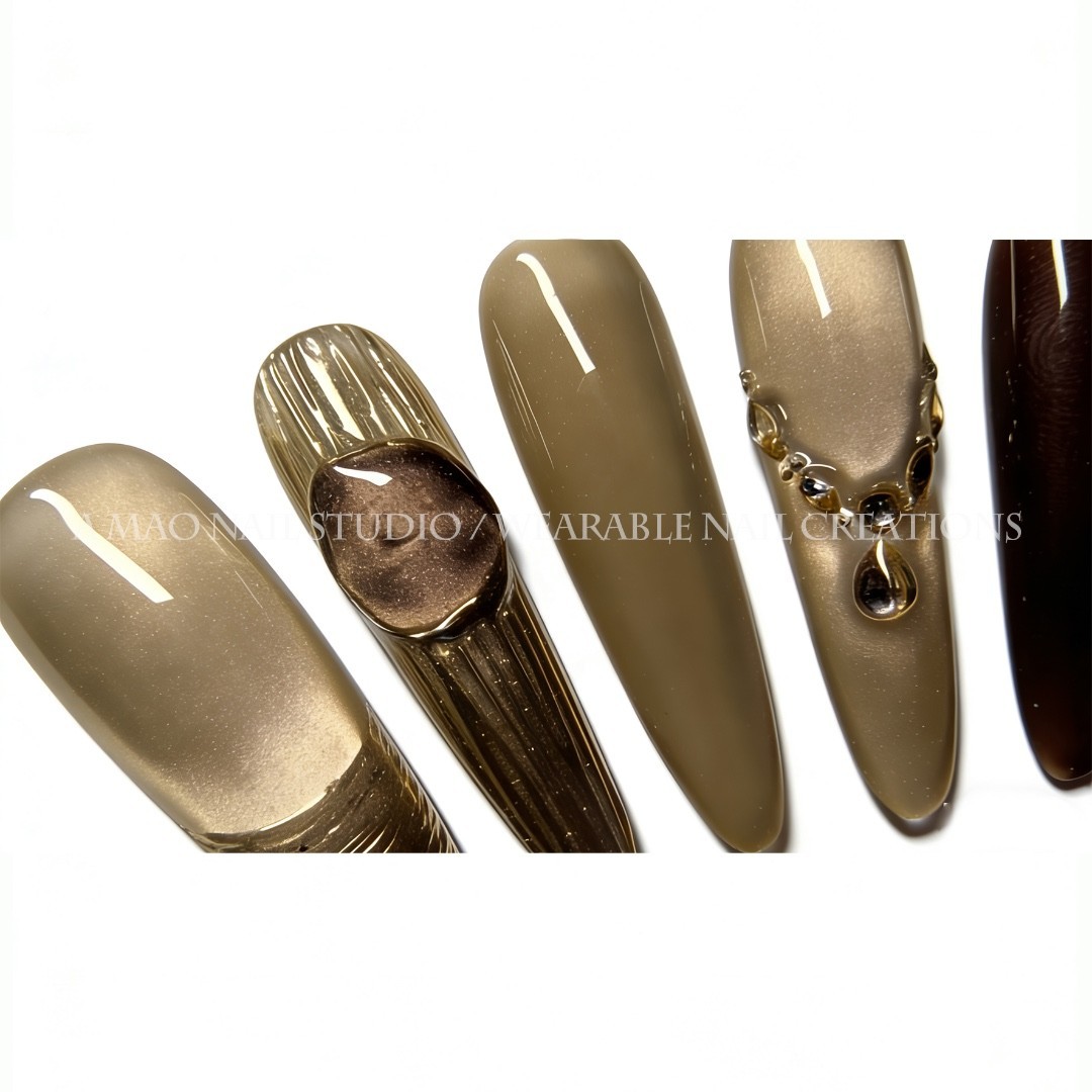 Press on nails – Amber Veil