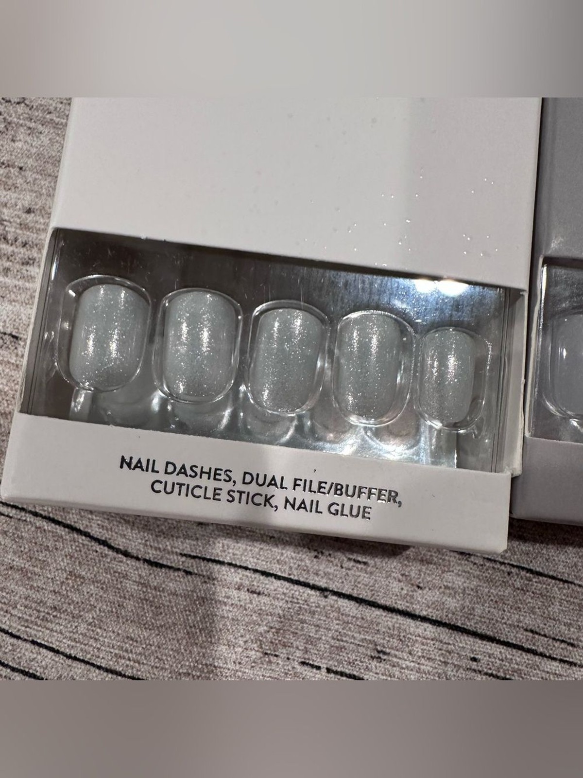 Lot of 4 Red Aspen Nail Dashes Press-On Nails – Neutral Gray & White Sets