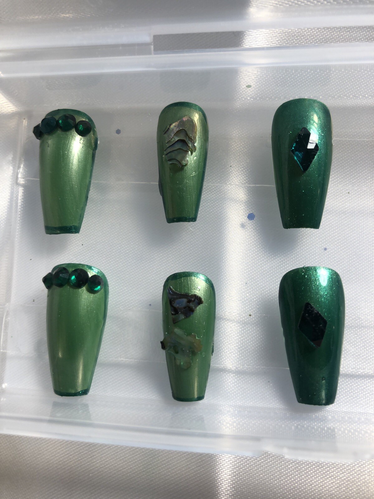 Z Nails! Homemade/Handcrafted Set of Press On Nails