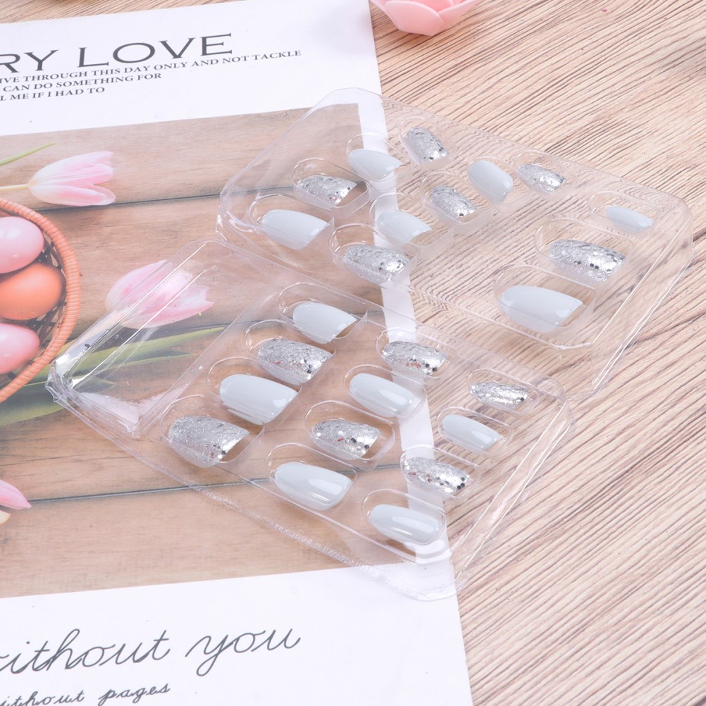 24Pcs Reusable False Nail Set Plastic Material Shiny Assorted Colors for Women