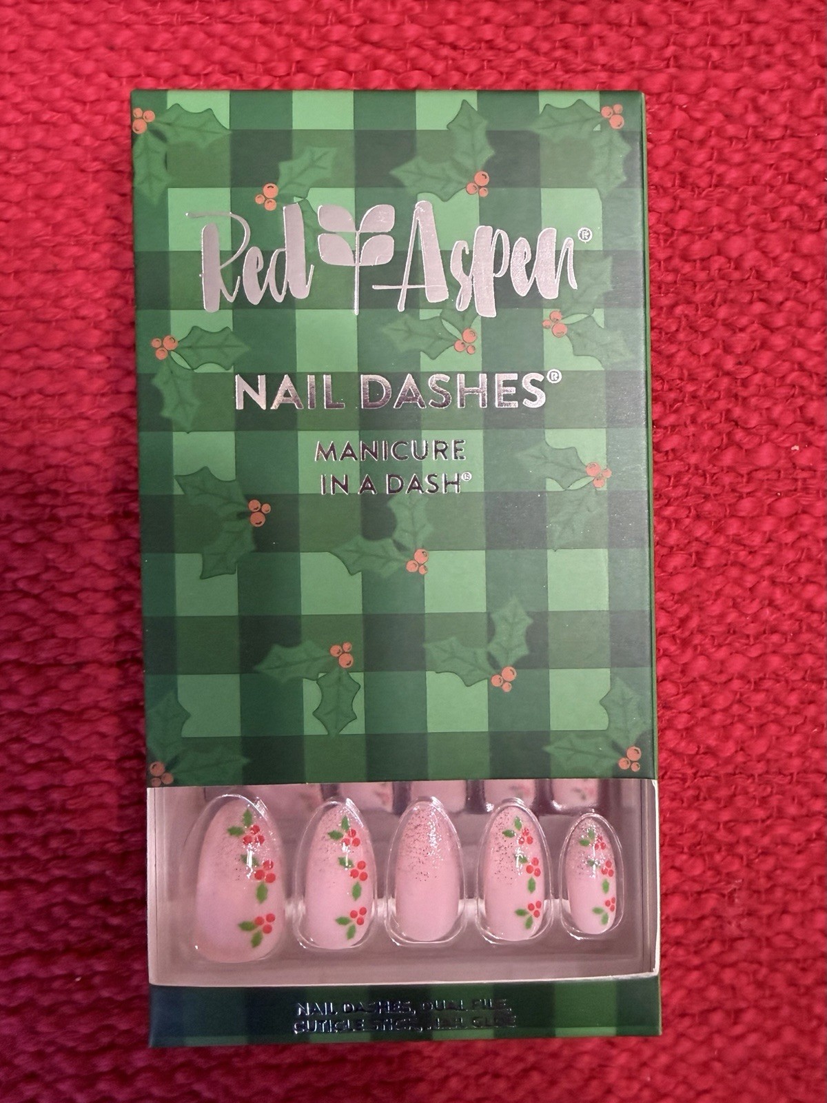 Red Aspen Press On Nails HEIDI IN A HOLLY DAZE Medium Almond Nail Dashes