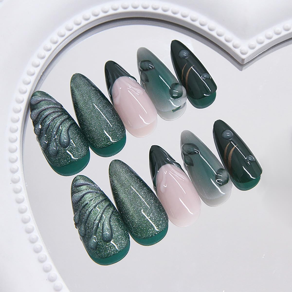 24Pcs Dark Green Press on Nails Medium Almond Fake Silver Star