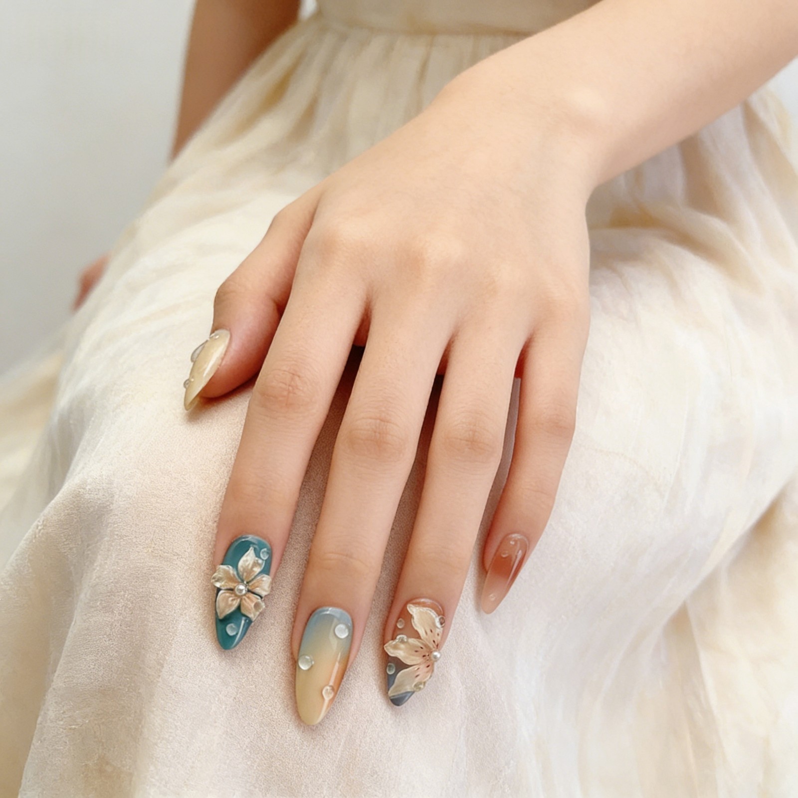 Blue Orange Flower Press On Nails Medium Almond 3D Waterdrop Glue On Set