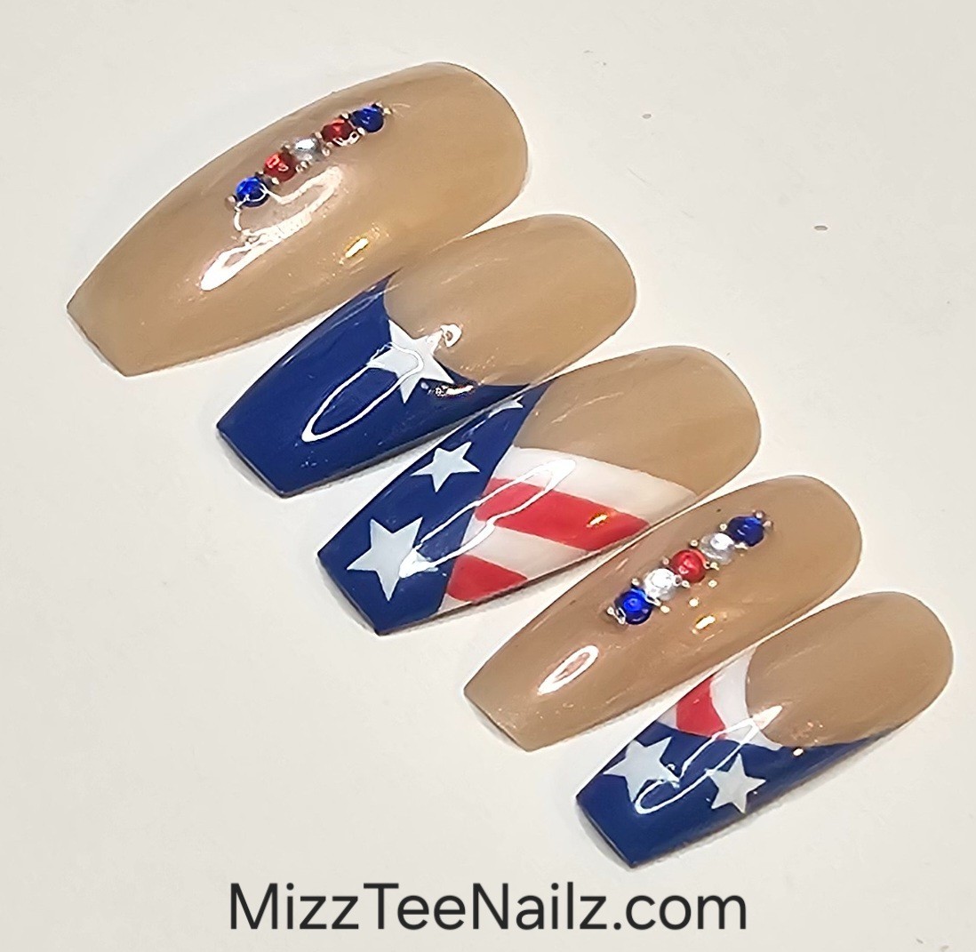 Press-On Nail Set # 109: ‘Merica