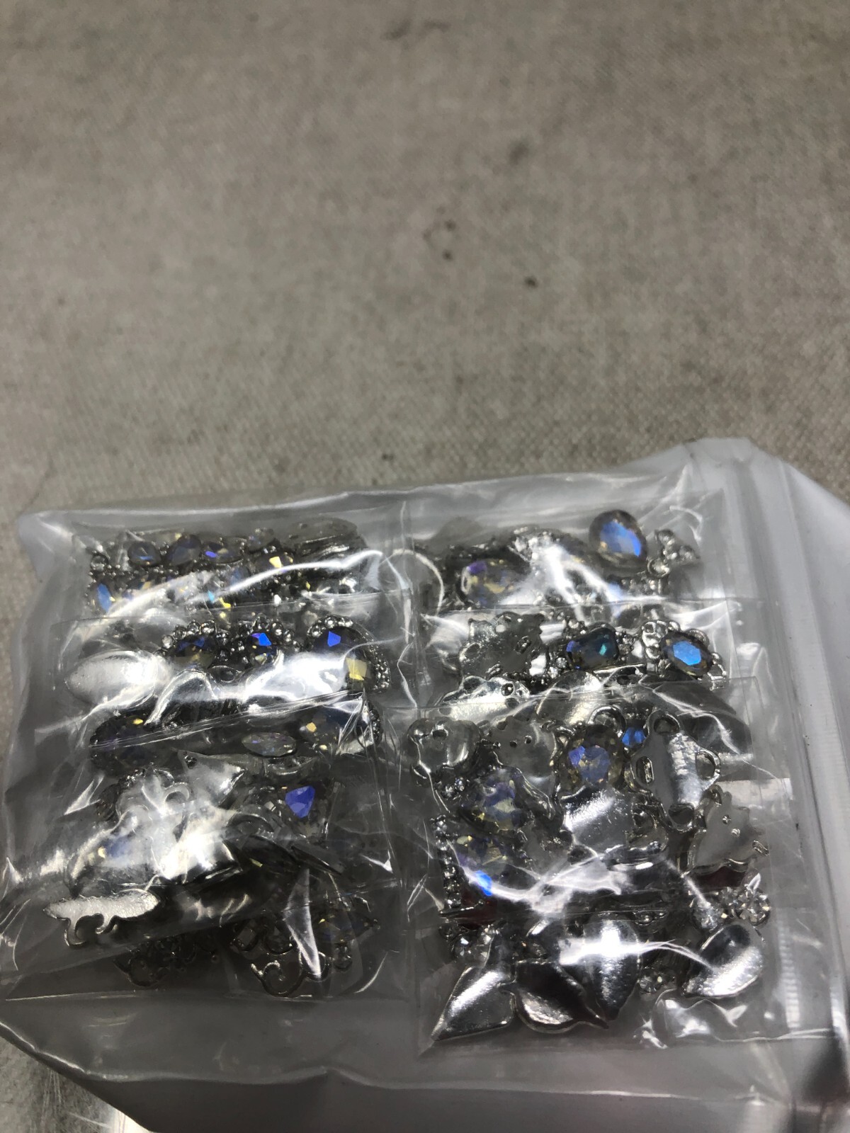 100 PCS Fusiform Gold Nail Charms Nail Art Kit 3D Nail Charms Nail Gems