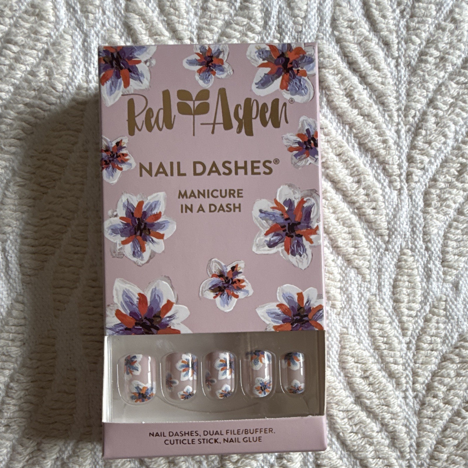Red Aspen Nail Dashes Press-On Nails Lot of 3 Shiny Short Square Floral Glue