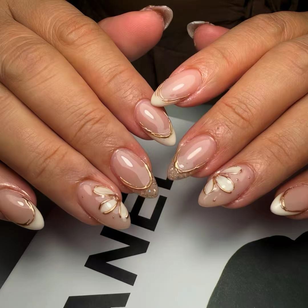Elegant 3D French Floral Press On Nails 24pcs Shiny Ins Style