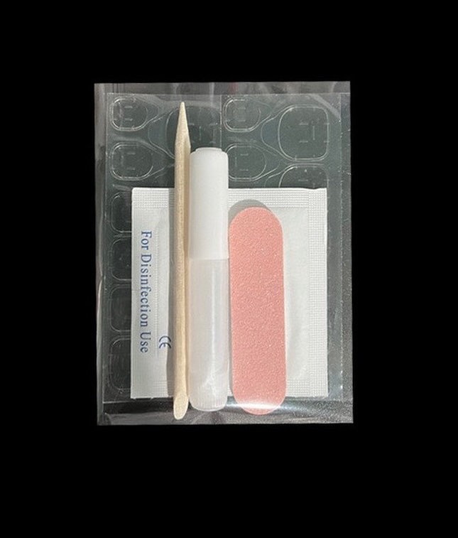 Press On Nails Black short (#008) – Easy-to-Apply