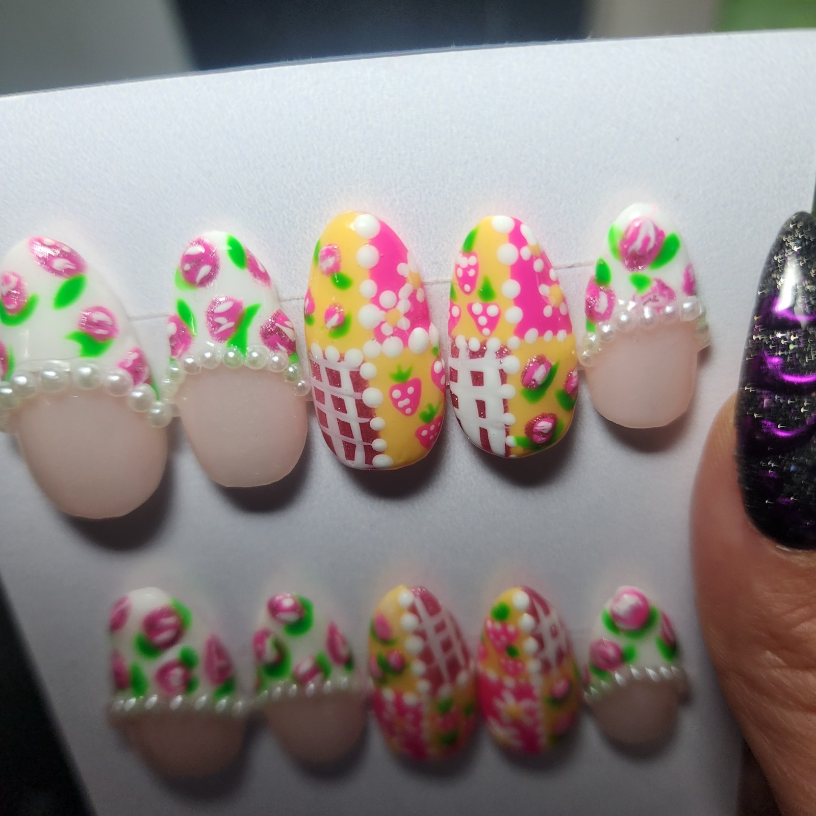 Handmade Acrylic Short Almond Medium Size Summer Croquettes Press On Nails