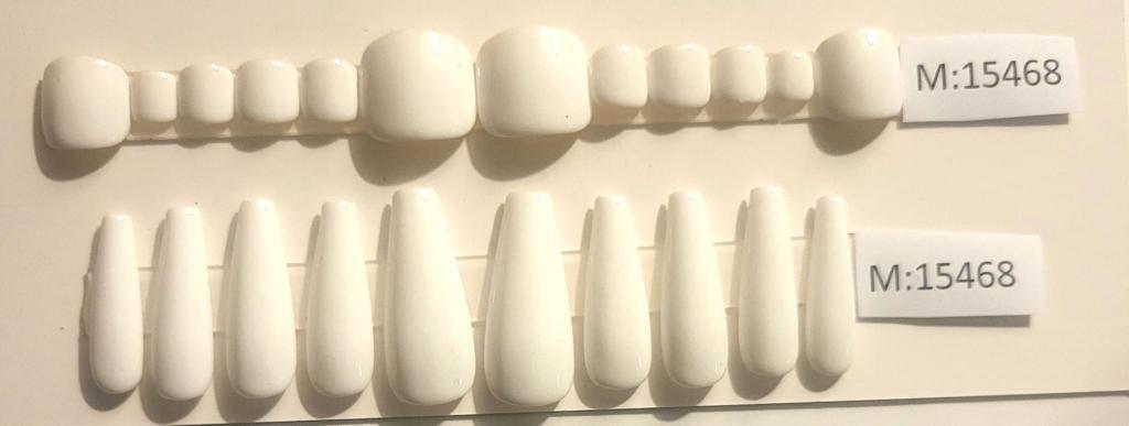 Pearl White Toe and Finger Nails + Custom Box | False Nails | Medium & Large