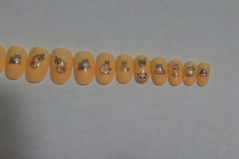 Cats- press on nail set- (Set of 18 sizes 0-8)