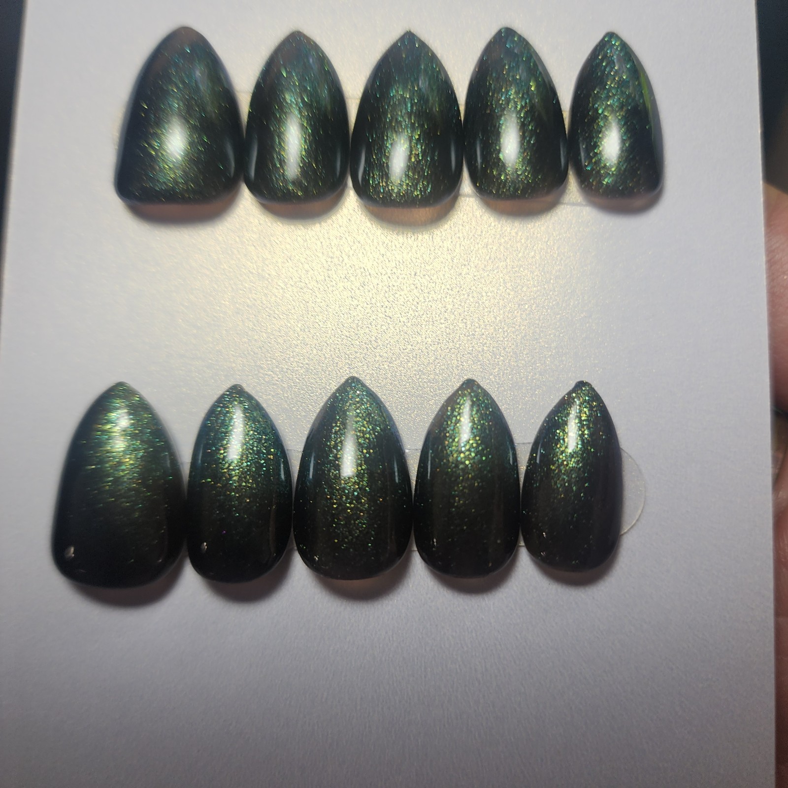 Handmade Reusable Short Stiletto Goth Green And Black Ombre Press On Nails