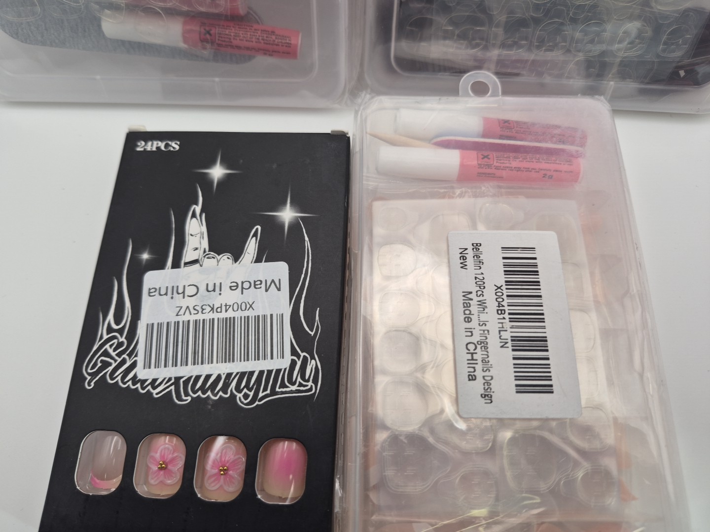 4 Sets Press On Nails Multiple Sizes Colors Glue Adhesive Tabs French Coffin