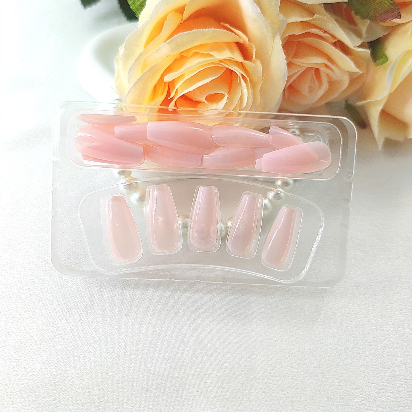Coffin Press on Nails Medium White Gradient False Nails with Glossy Design Gl…