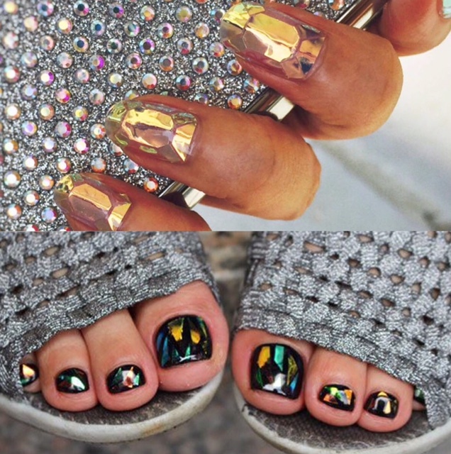 BROKEN GLASS Nail Foil 9 Colours NAILS Stickers Mirror Transfer Shimmer Effect