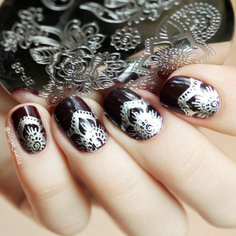 Nail Art Stamp Template Arabesque Flower Design Image Stamper Scraper Kit BP 98