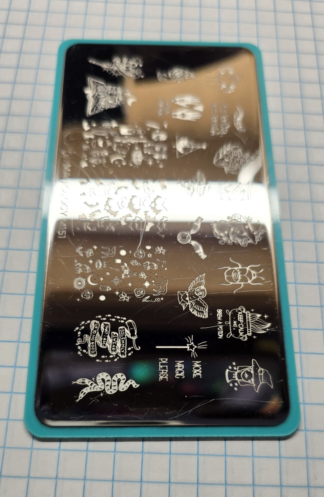 MANIOLOGY M151 Harry Potter Nail Stamp Plate bat cauldron spellbook Hocus Pocus