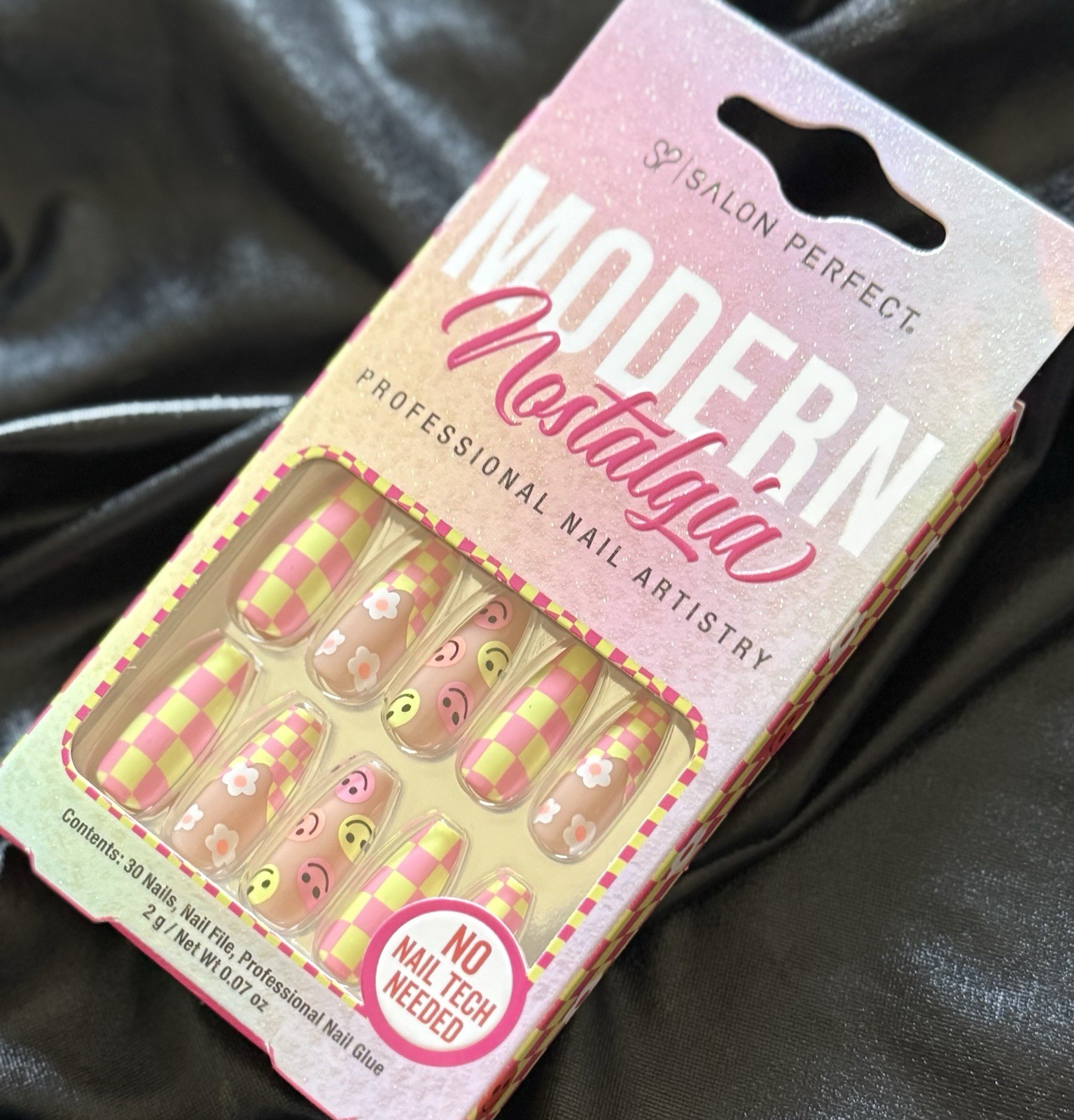 Salon Perfect Press On Nails, Modern Nostalgia w/smiley faces~With Free Gifts❣️