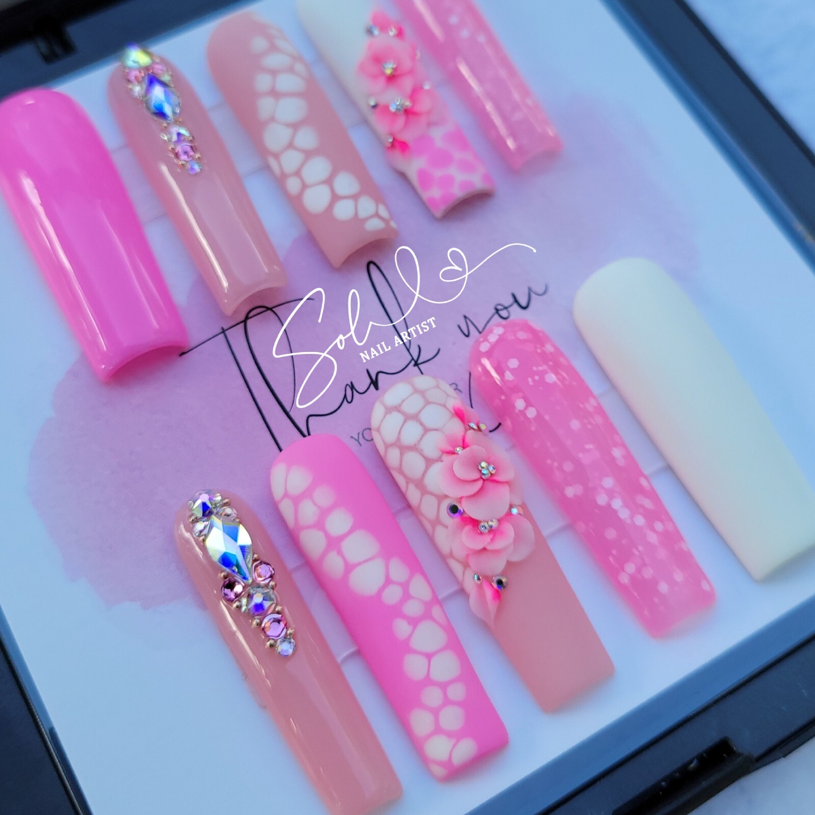 Pink 3D Press-on Nails