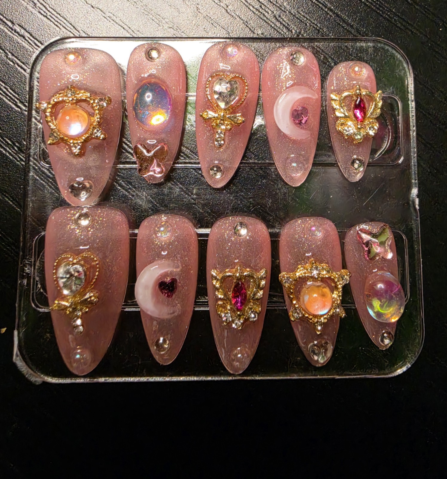 Handmade Press-On Nails: Size Medium
