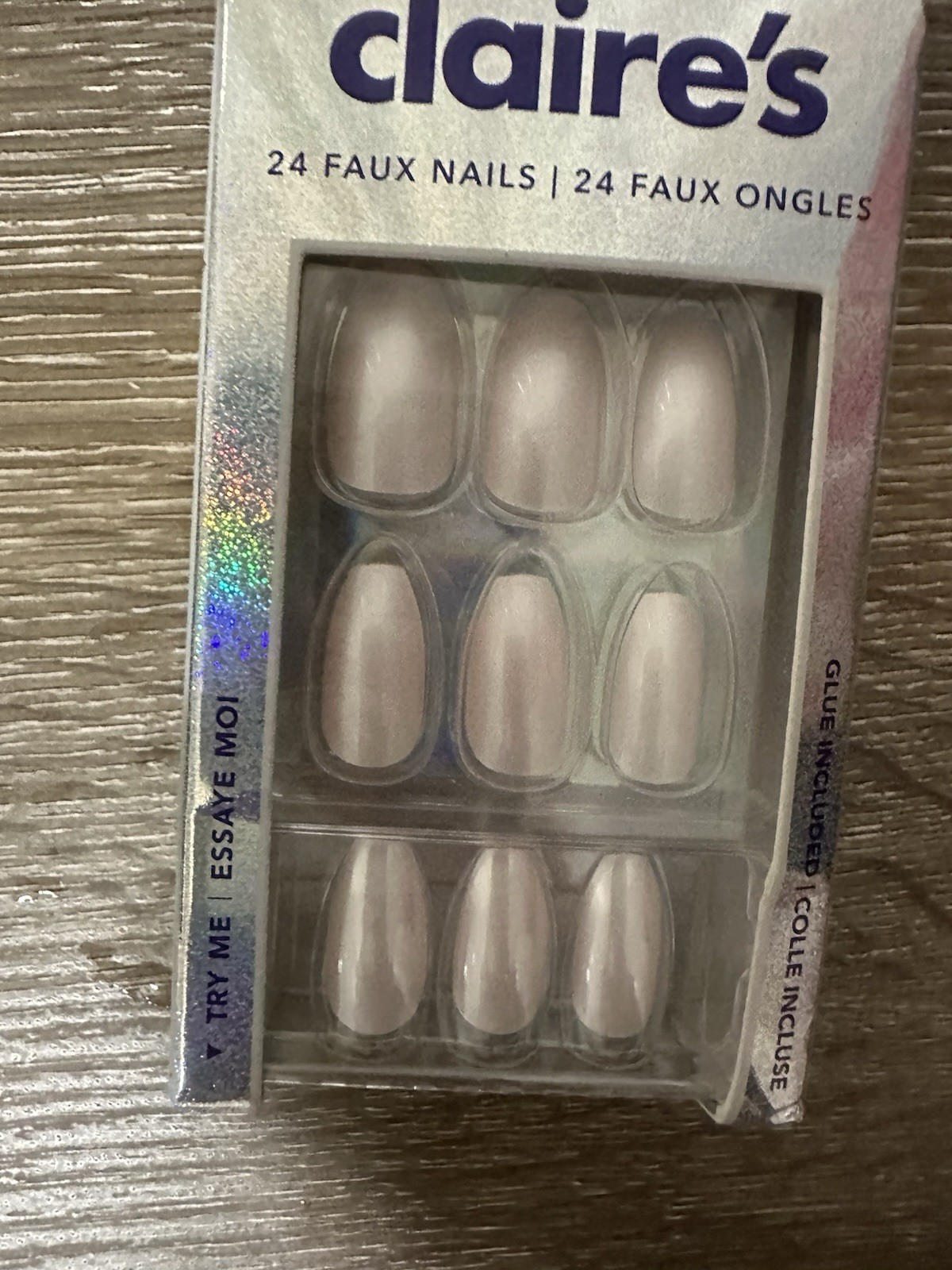 Claire’s Faux Nails. 💅 24 Nails In Each set Plus Glue. New!