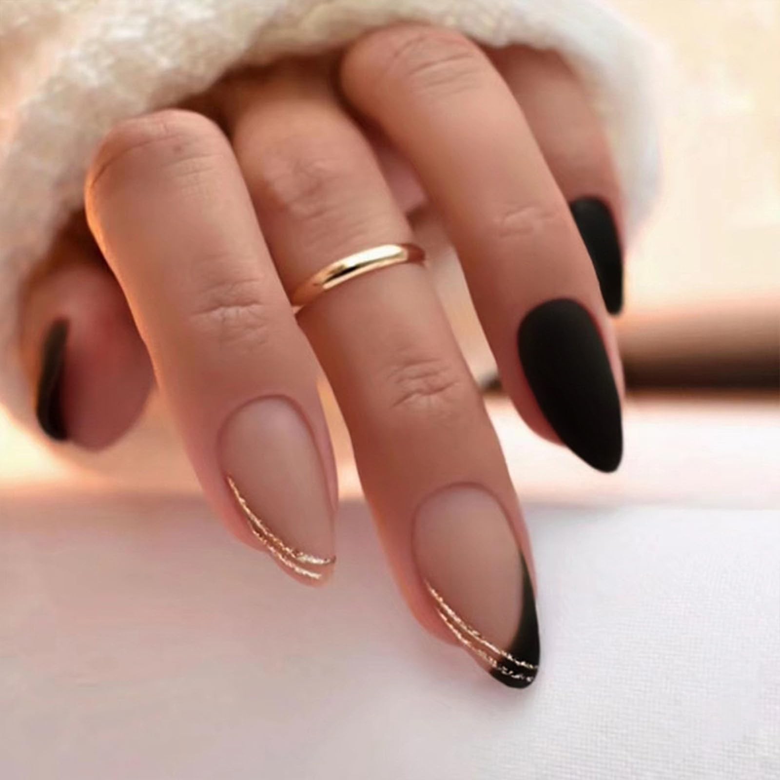 Black Press on Nails Medium Almond Fake Matte Medium, French Tip
